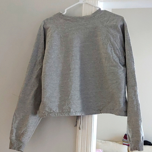 Women's Large Cropped sweater top - Picture 3 of 6